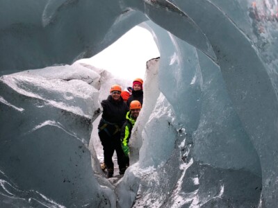 people in compression arch